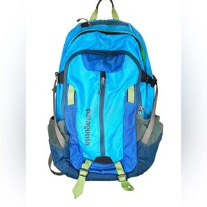 Patagonia Refugio Blue Daypack 28L Comutter Hiking Travel Pack Laptop Pack
